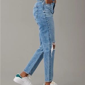 American Eagle Outfitters Light Blue Ripped Ankle Jeans